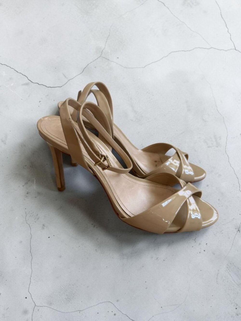 SCHUTZ Hilda Tan Patent Leather Sandals Heels Size 6.5